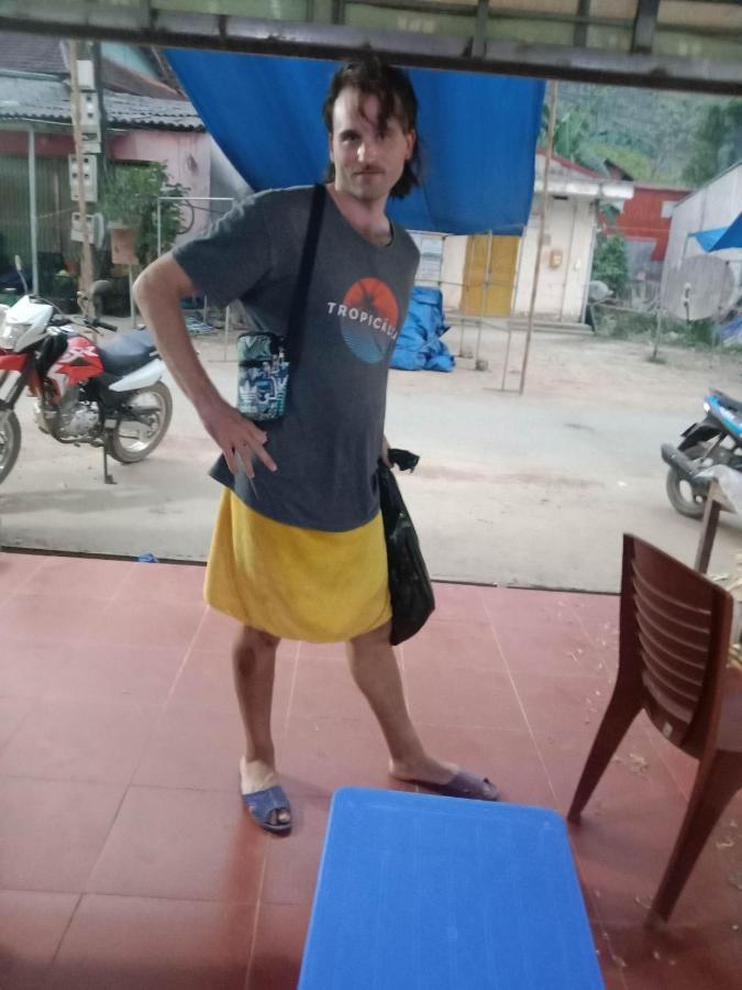 Du Gia - Tay Homestay Làng Cac Стая снимка