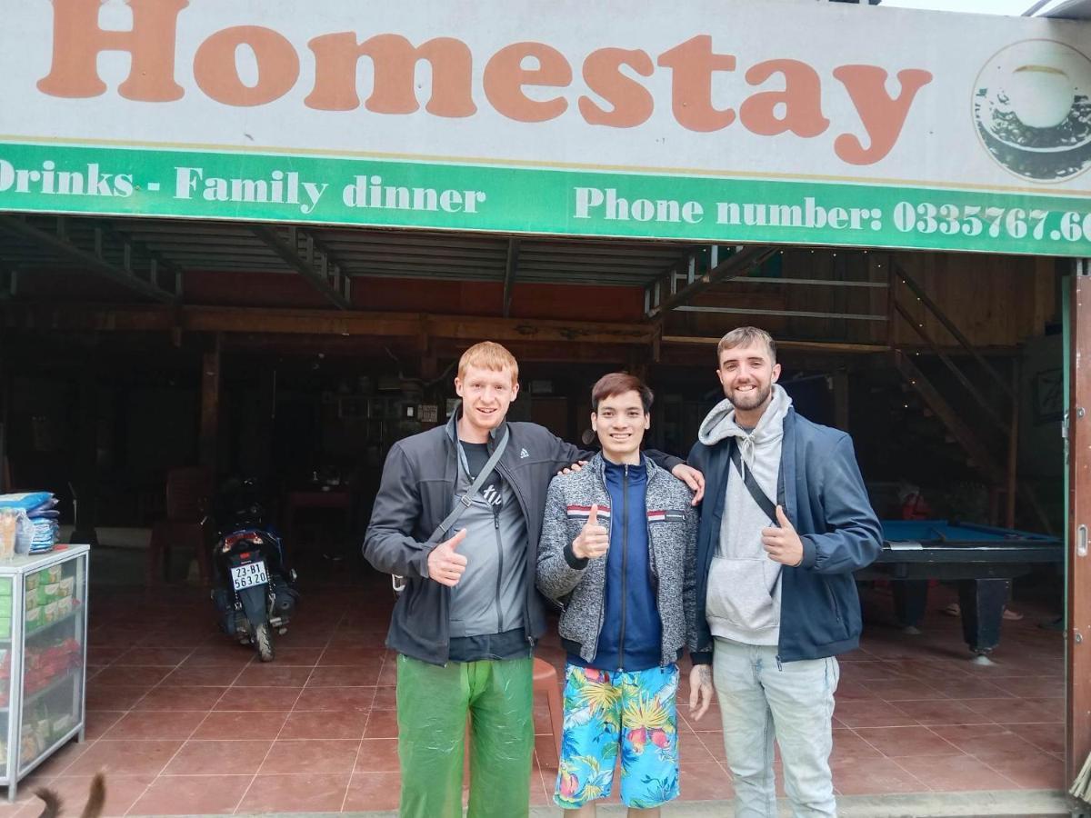 Du Gia - Tay Homestay Làng Cac Стая снимка