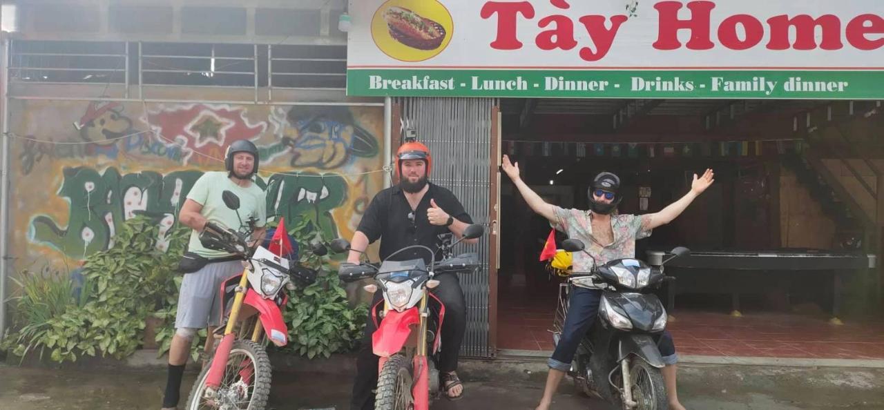 Du Gia - Tay Homestay Làng Cac Екстериор снимка