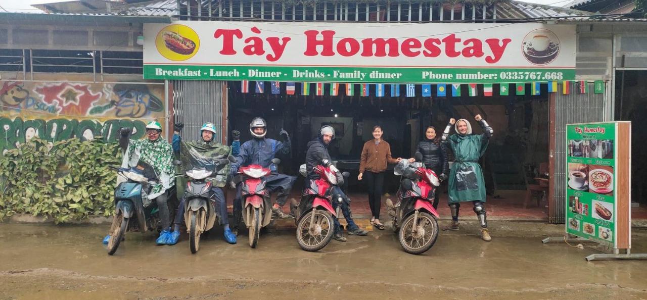Du Gia - Tay Homestay Làng Cac Екстериор снимка